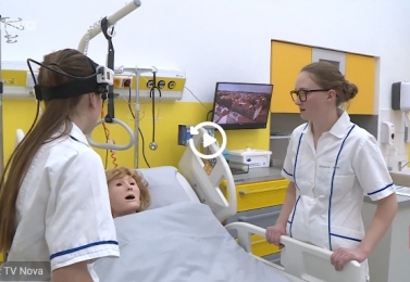 Reportáže o novém simulačním centru na naší škole